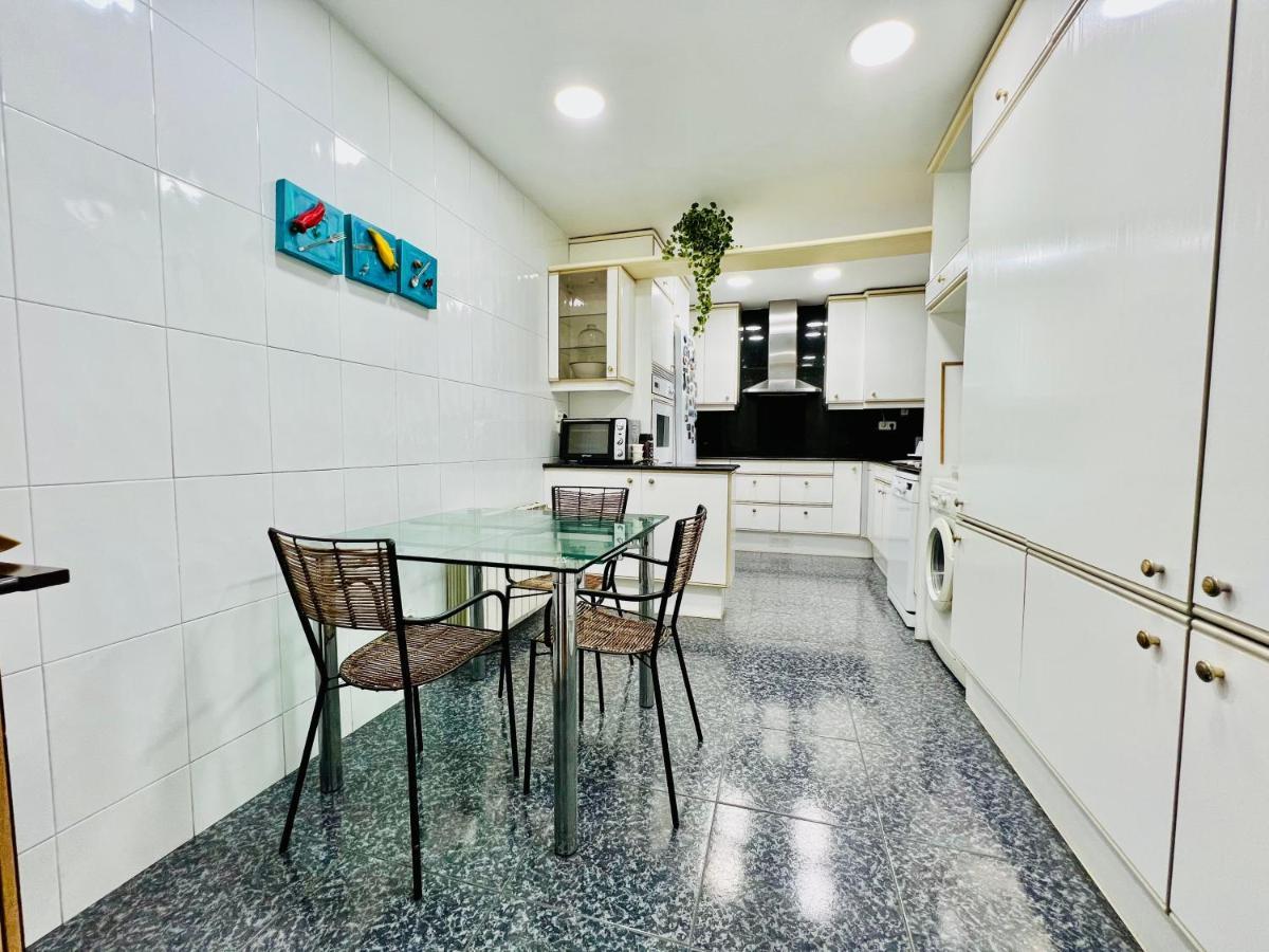 Your Second Home In Barcelona With Private Room And Private Bathroom Close To Montjuic, Pl Espana, La Rambla, Ferry Port Kültér fotó