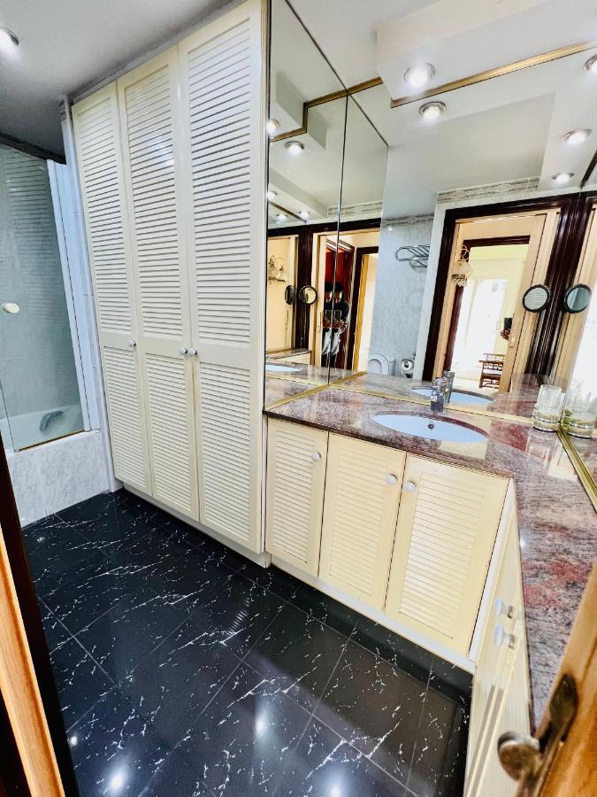 Your Second Home In Barcelona With Private Room And Private Bathroom Close To Montjuic, Pl Espana, La Rambla, Ferry Port Kültér fotó