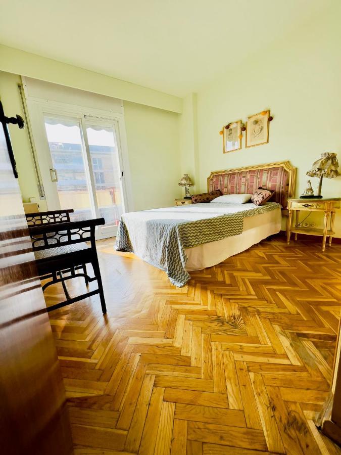 Your Second Home In Barcelona With Private Room And Private Bathroom Close To Montjuic, Pl Espana, La Rambla, Ferry Port Kültér fotó